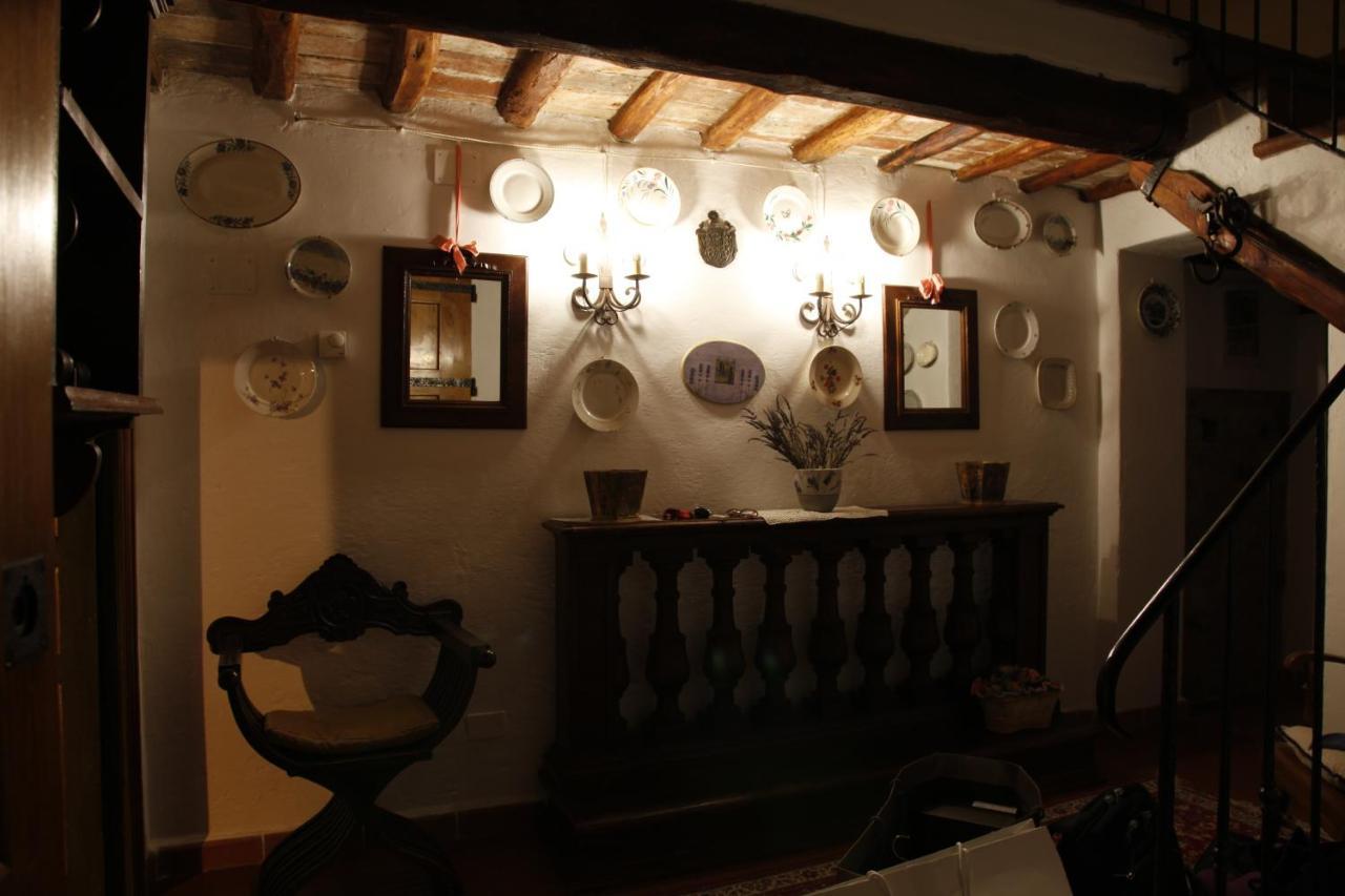 Sassi Bianchi Guest House Sensano Екстериор снимка