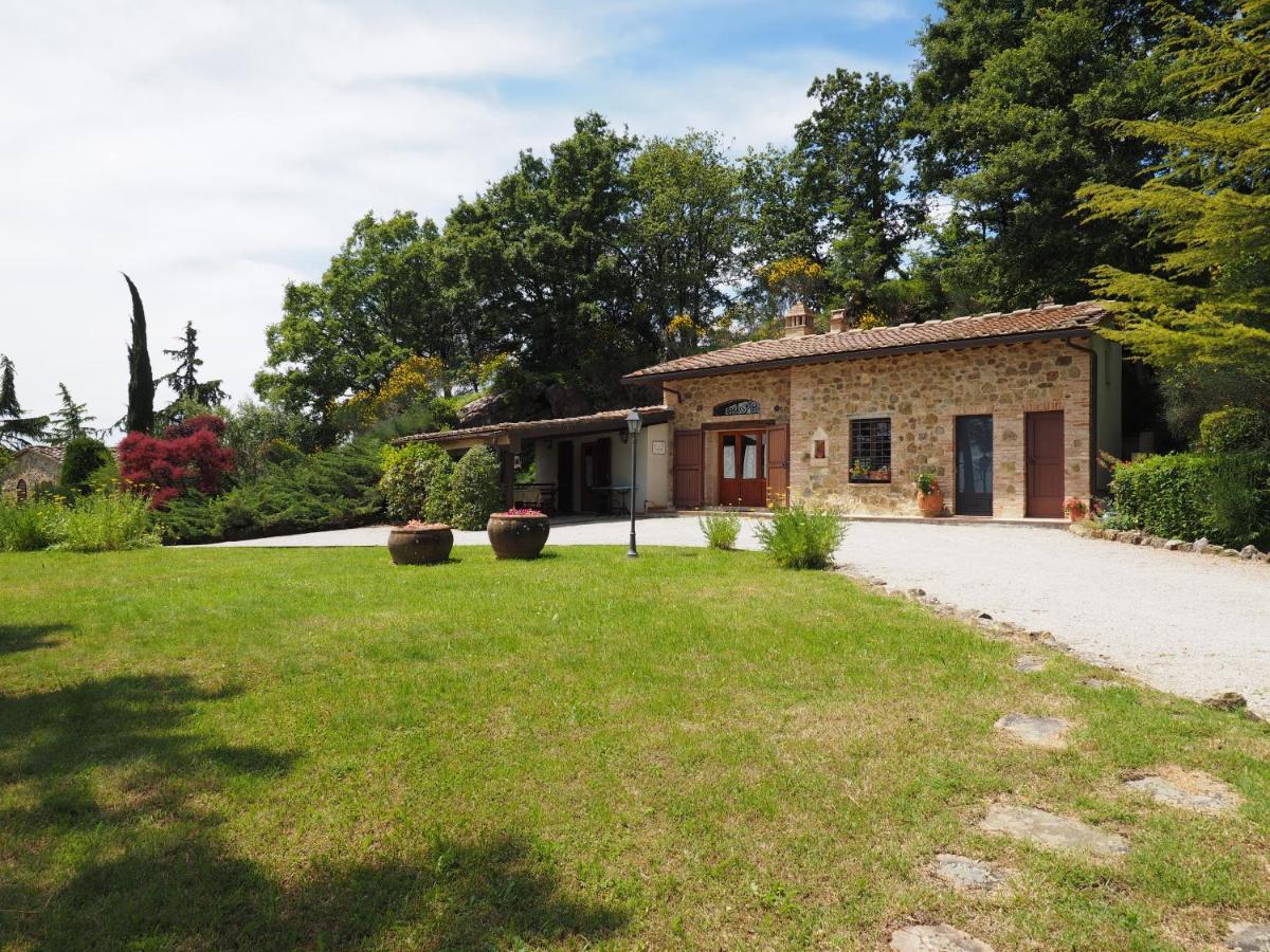 Sassi Bianchi Guest House Sensano Екстериор снимка