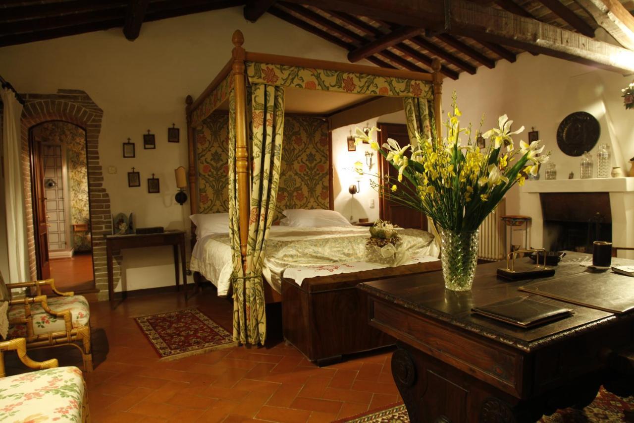 Sassi Bianchi Guest House Sensano Екстериор снимка
